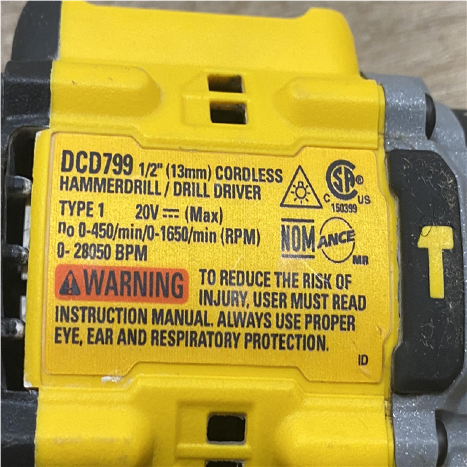 AS-IS DEWALT ATOMIC 20V Lithium-Ion Cordless 1/2 in. Hammer Drill Kit