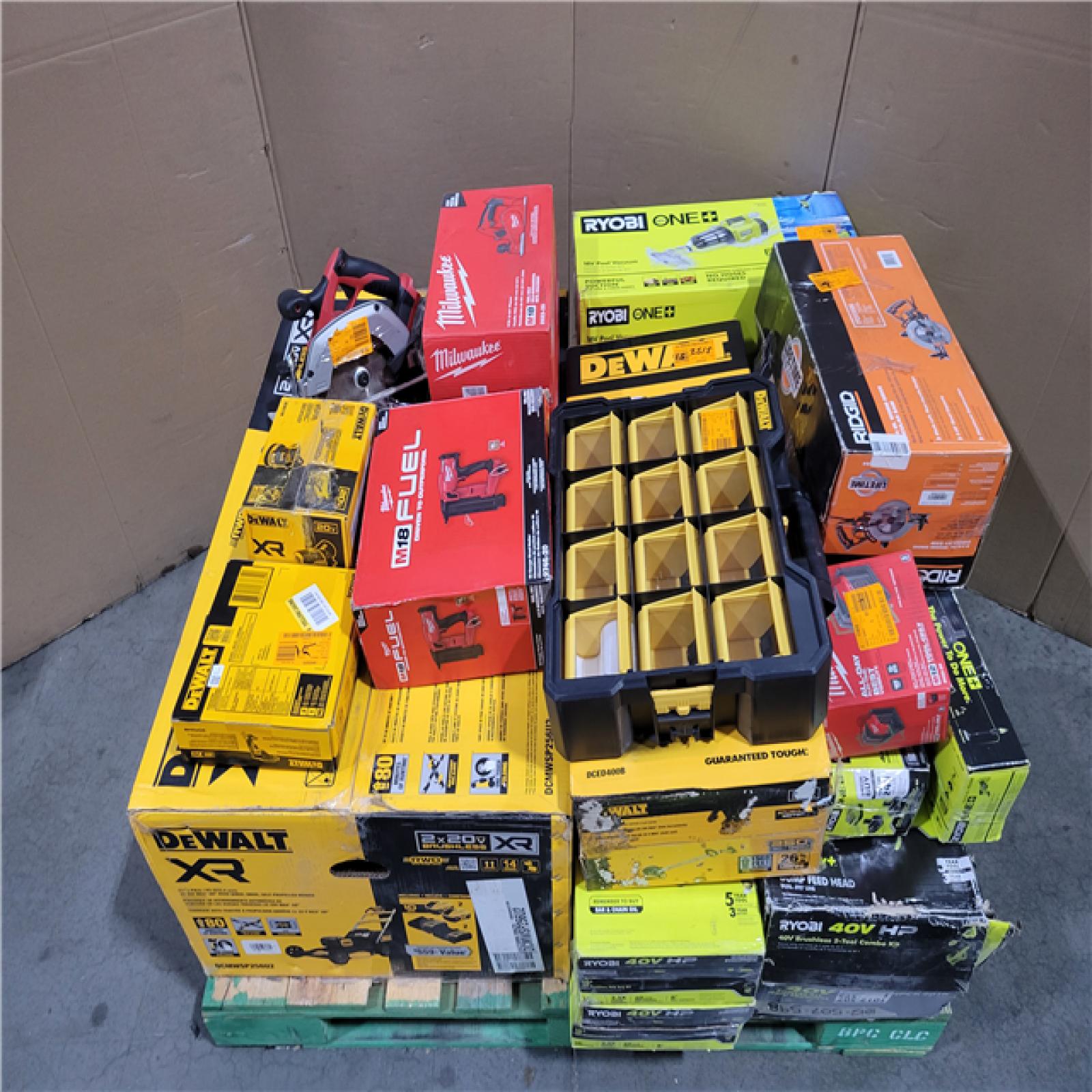 CALIFORNIA AS-IS TOOL PALLET