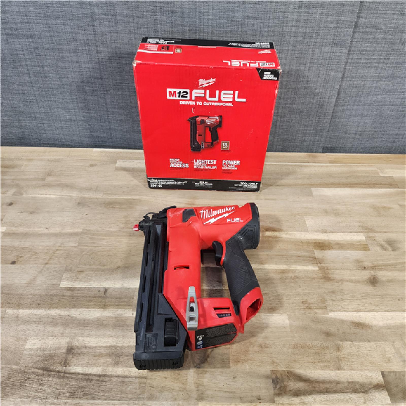 HOUSTON LOCATION - AS-IS M12 FUEL 12-Volt Lithium-Ion Brushless Cordless 18-Guage Compact Brad Nailer (Tool Only)