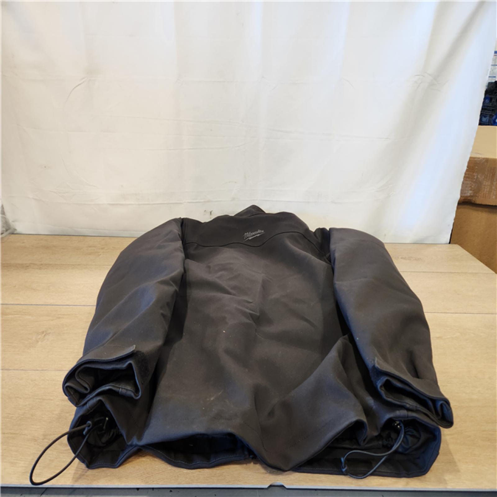 AS-IS- Men's Medium M12 12-Volt Lithium-Ion Cordless Tough Shell Black Heated Jacket Kit with (1) 3.0 Ah Battery and Charger