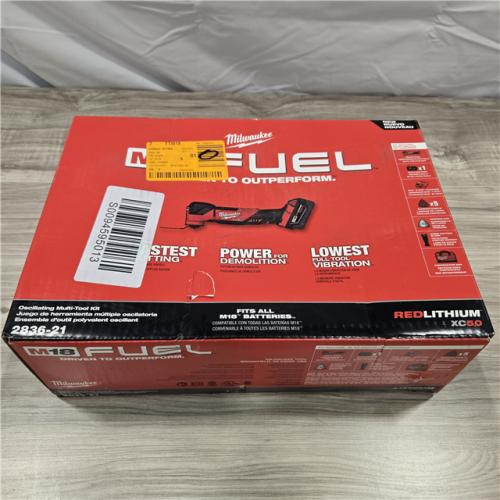 LIKE NEW! - Milwaukee 18V M18 FUEL Cordless Oscillating Multi-Tool Kit