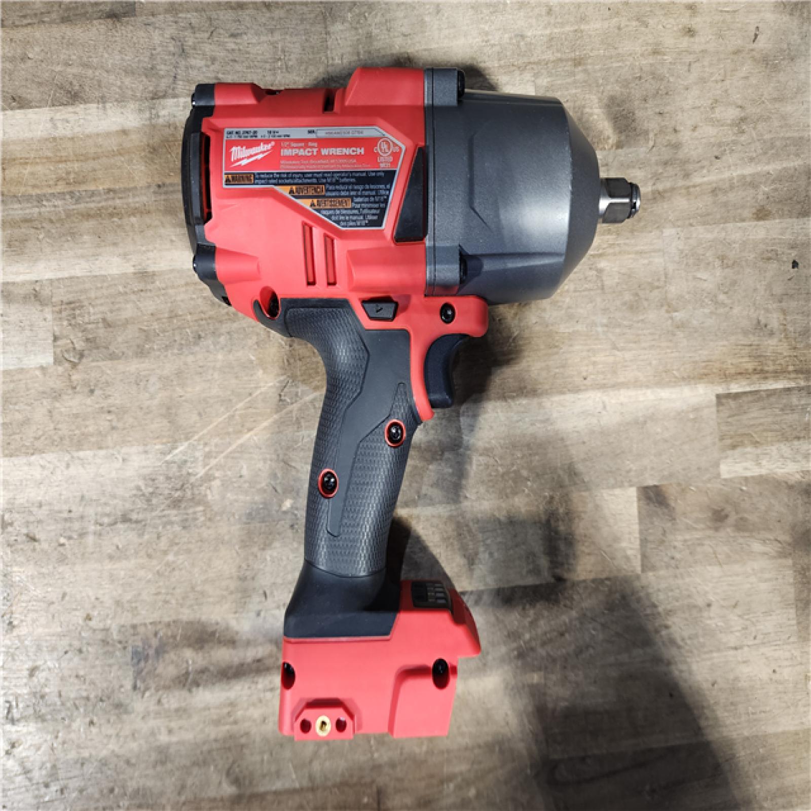 HOUSTON LOCATION - AS-IS Milwaukee M18 FUEL 18-Volt Lithium-Ion Brushless Cordless 1/2 in. Impact Wrench with Friction Ring W/ BATTERY & CHARGER