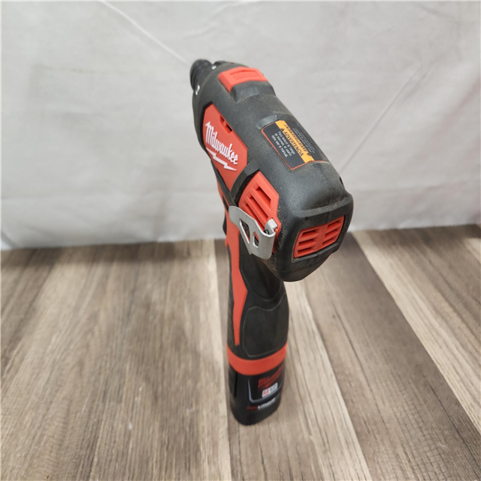 AS-IS- Combo Desatornillador M12 Y Kit De Arranque