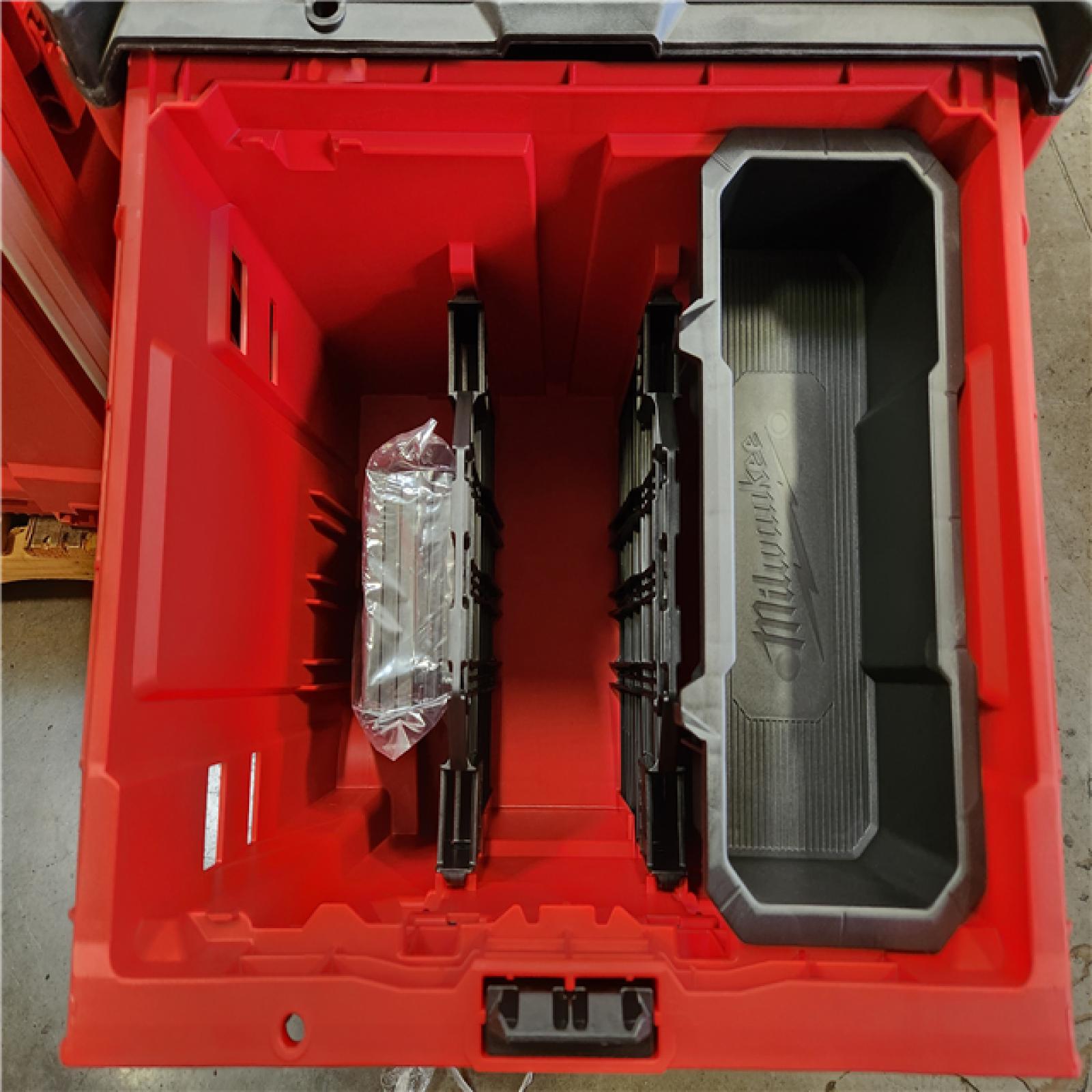 Phoenix NEW Milwaukee PACKOUT 19 in. Rolling Drawer Tool Box Pallet (4-Tool Boxes)