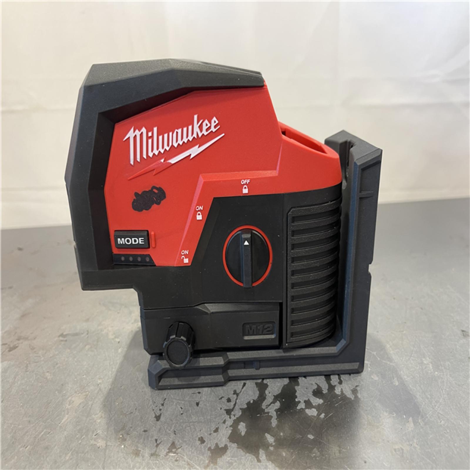 AS-IS- Milwaukee M12 12-Volt Lithium-Ion Cordless Green 125 Ft. Cross Line and Plumb Points Laser Level