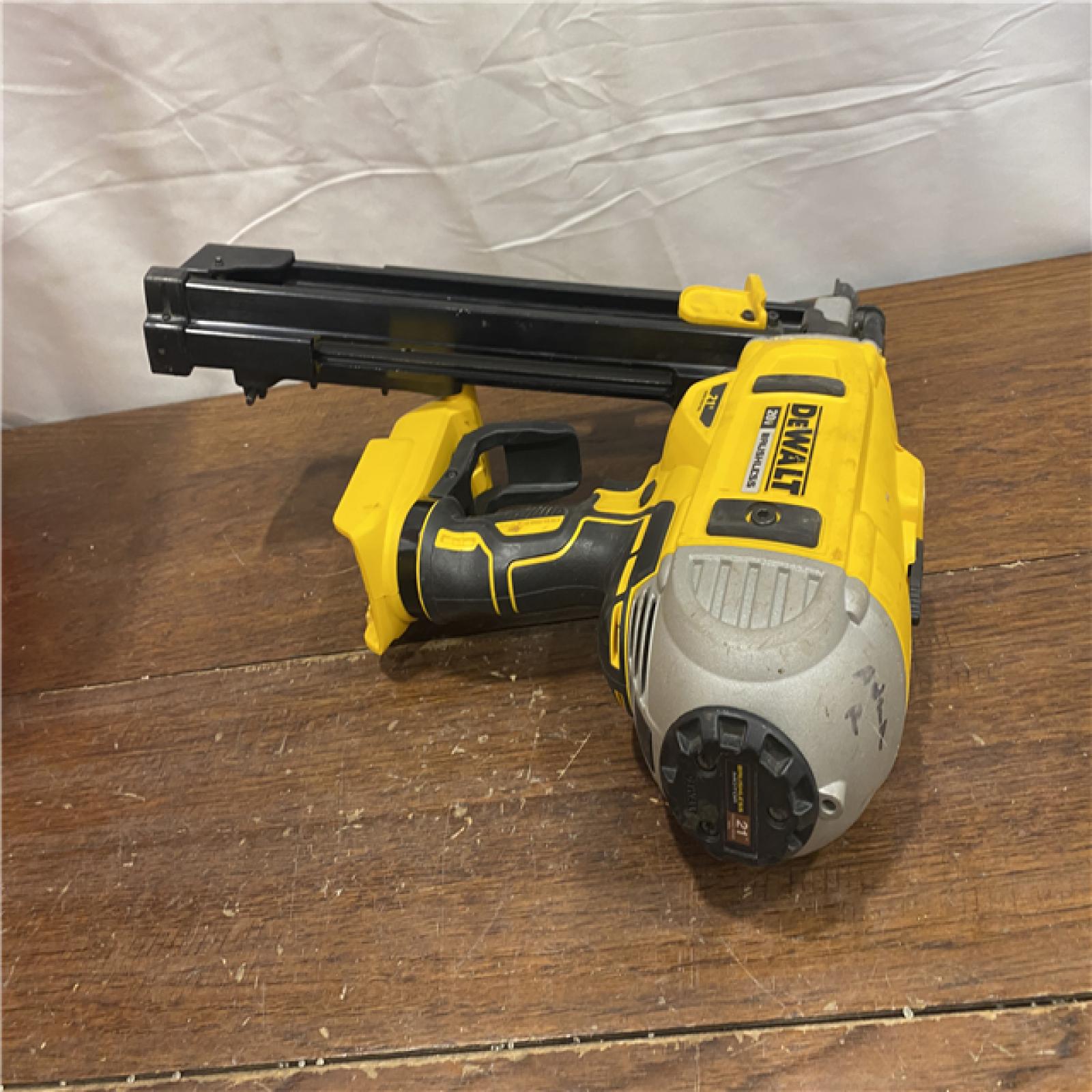 AS-IS DeWalt DCN21PLB 20V MAX 21-Degree Plastic Collated Framing Nailer (Bare Tool)