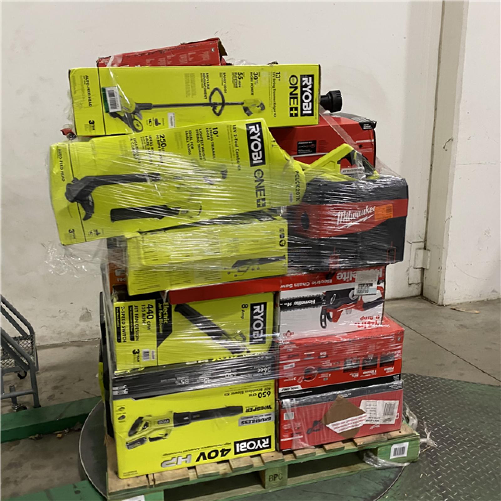 Dallas Location - As-Is Tool Pallet