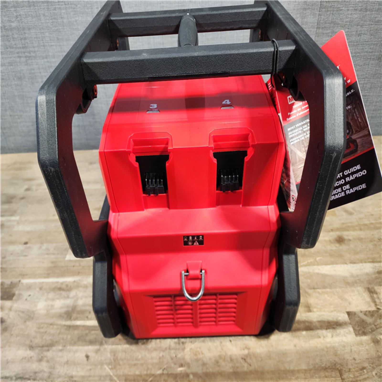 HOUSTON LOCATION - AS-IS (APPEARS LIKE NEW) Milwaukee M18 Cordless 3600-Watt/1800-Watt Battery Powered Power Supply (Tool Only)