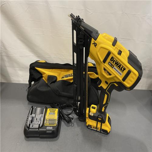 AS-IS - DeWalt 20V MAX XR Lithium-Ion Cordless 2-1/2 in. 5-Gauge Finish Nailer Kit