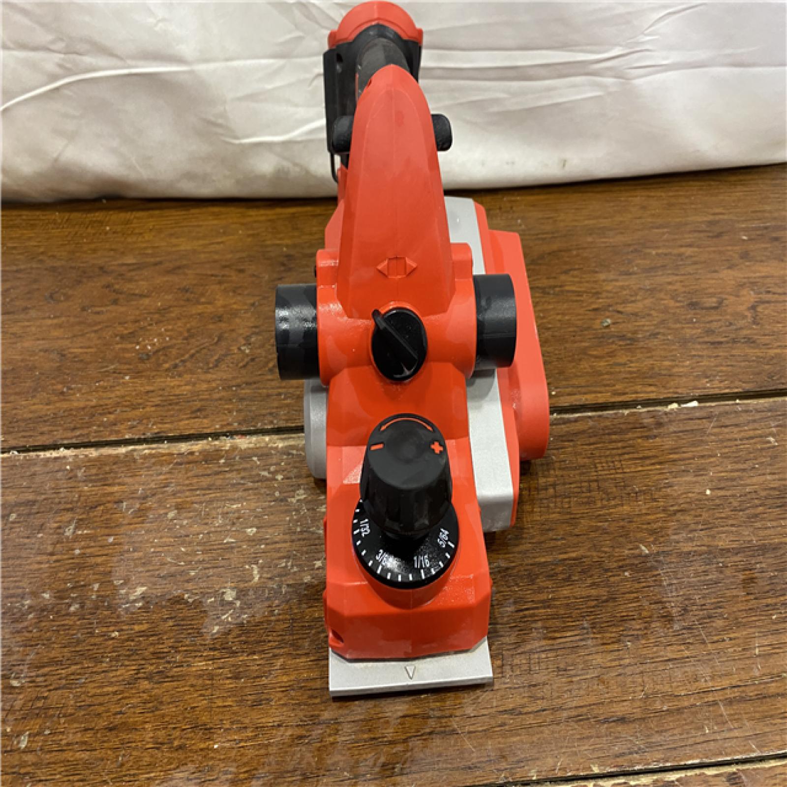 AS-IS Milwaukee M18 18-Volt Lithium-Ion Cordless 3-1/4 in. Planer (Tool-Only)