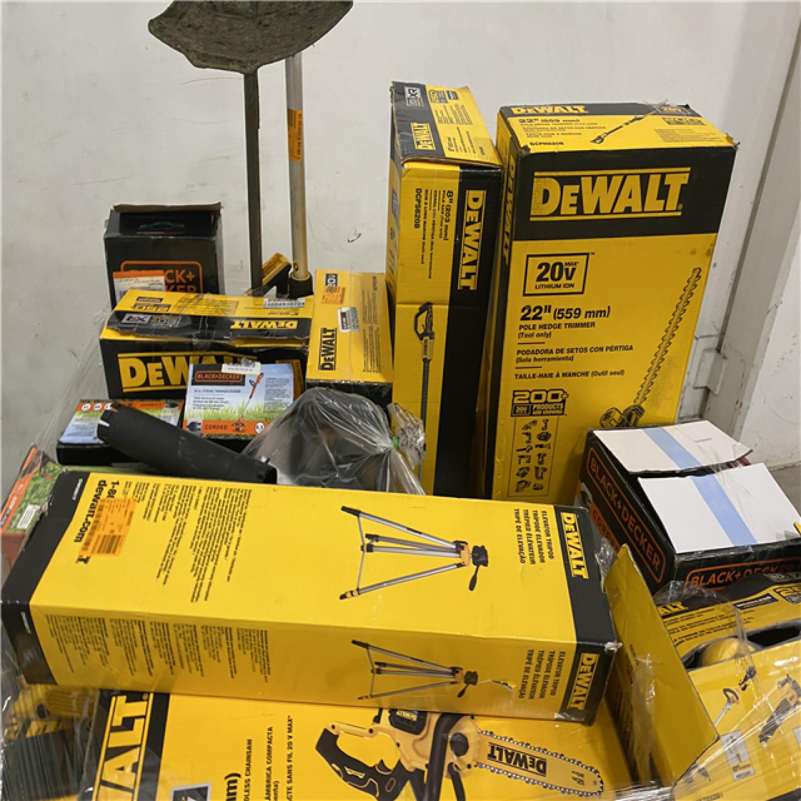 Dallas Location - As-Is Tool Pallet