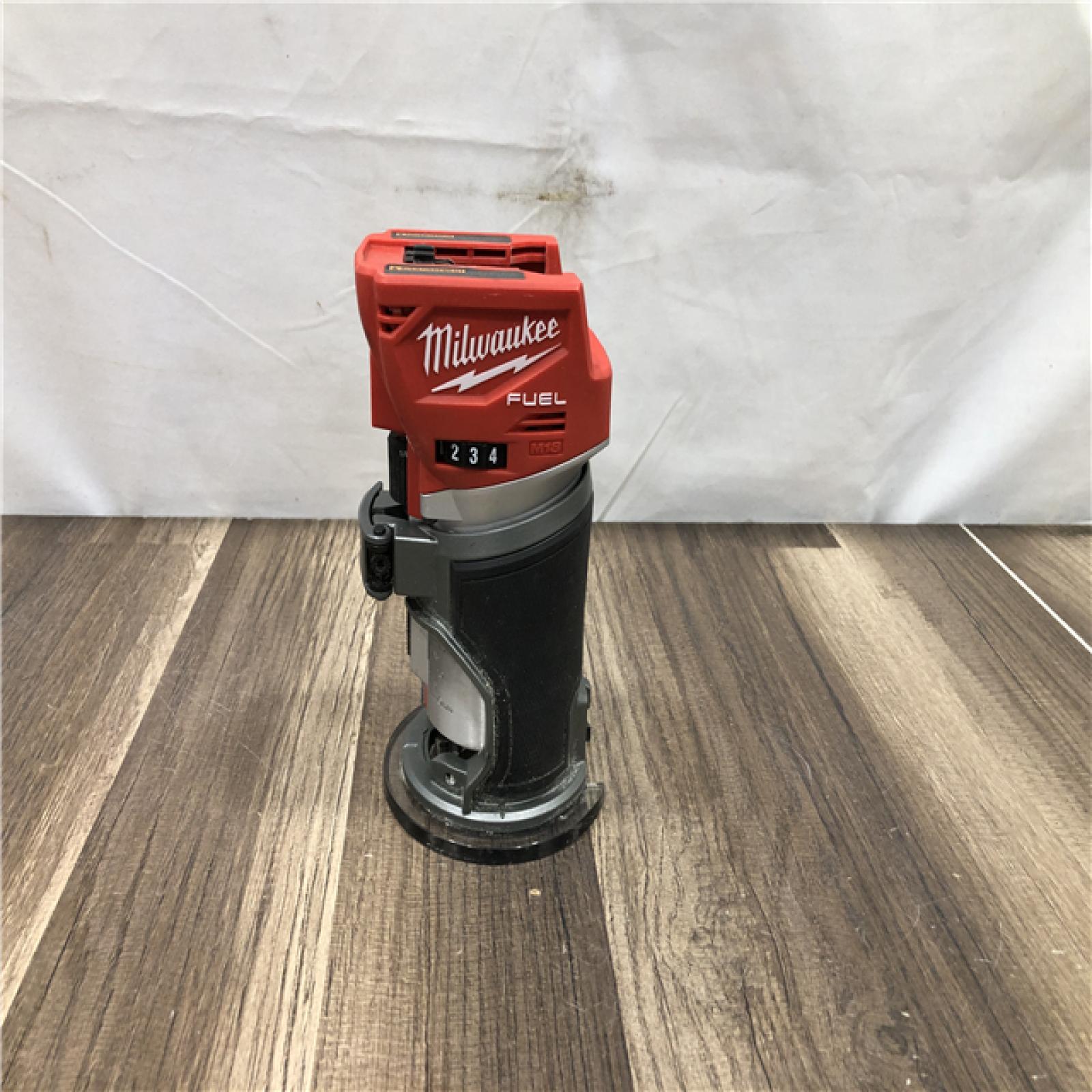 AS-IS Milwaukee FUEL 18V Lithium-Ion Brushless Cordless Compact Router (Tool-Only)