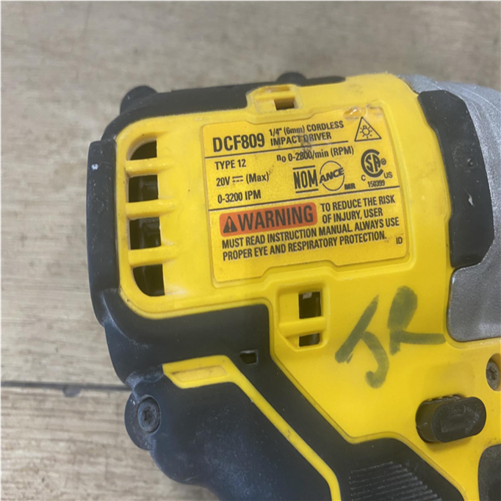 AS-IS DEWALT 20-Volt Maximum XR Cordless Brushless 1/4 in. 3-Speed Impact Driver (Tool-Only)