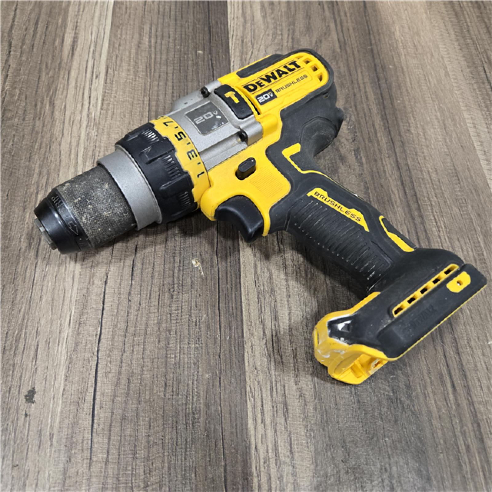 GOOD DEWALT 20V XR Lithium-Ion Cordless Hammer Drill Kit with 8.0 Ah Battery, Charger and Kit Bag