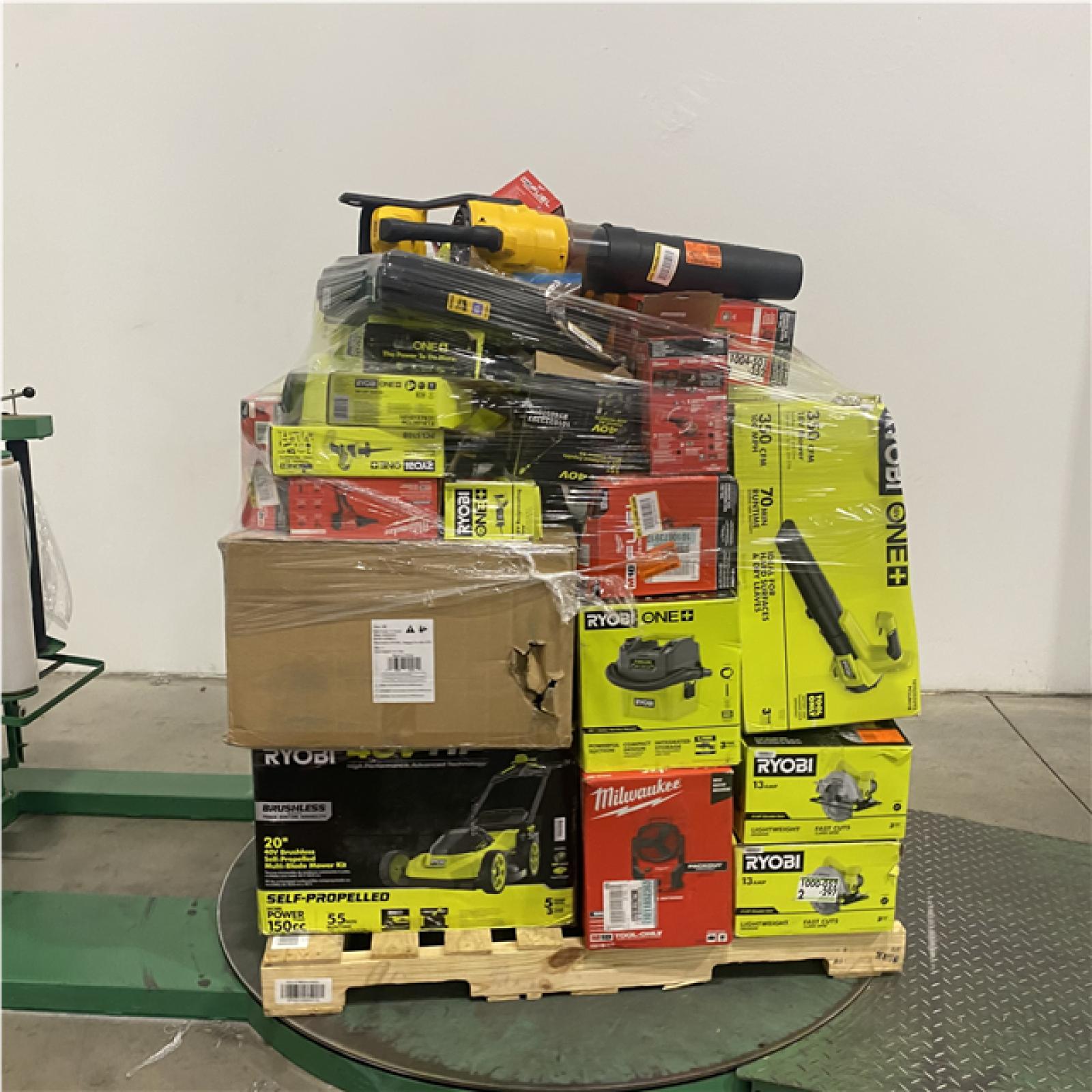 Dallas Location - As-Is Tool Pallet