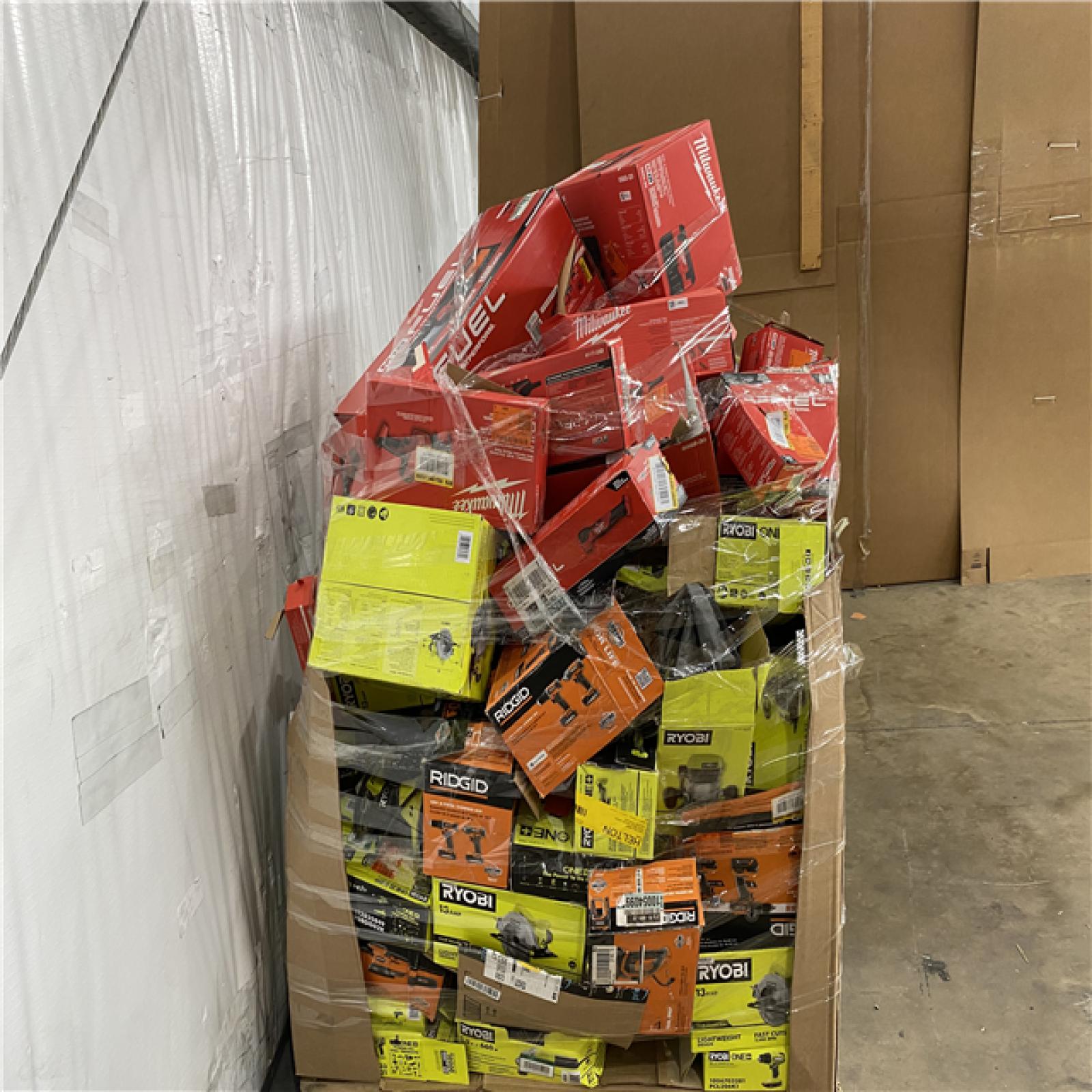 Houston Location AS IS - Tool Pallet