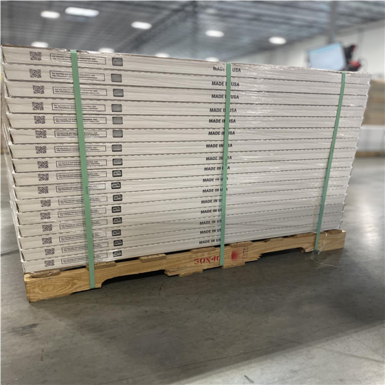 DALLAS LOCATION - SHAW FLOORS Casa Verelle? Serenity 20 MIL x 7 in. W x 48 in. L Waterproof ClickLock Luxury Vinyl PlankFlooring (21. 25 sq. ft./case) (80 UNITS)