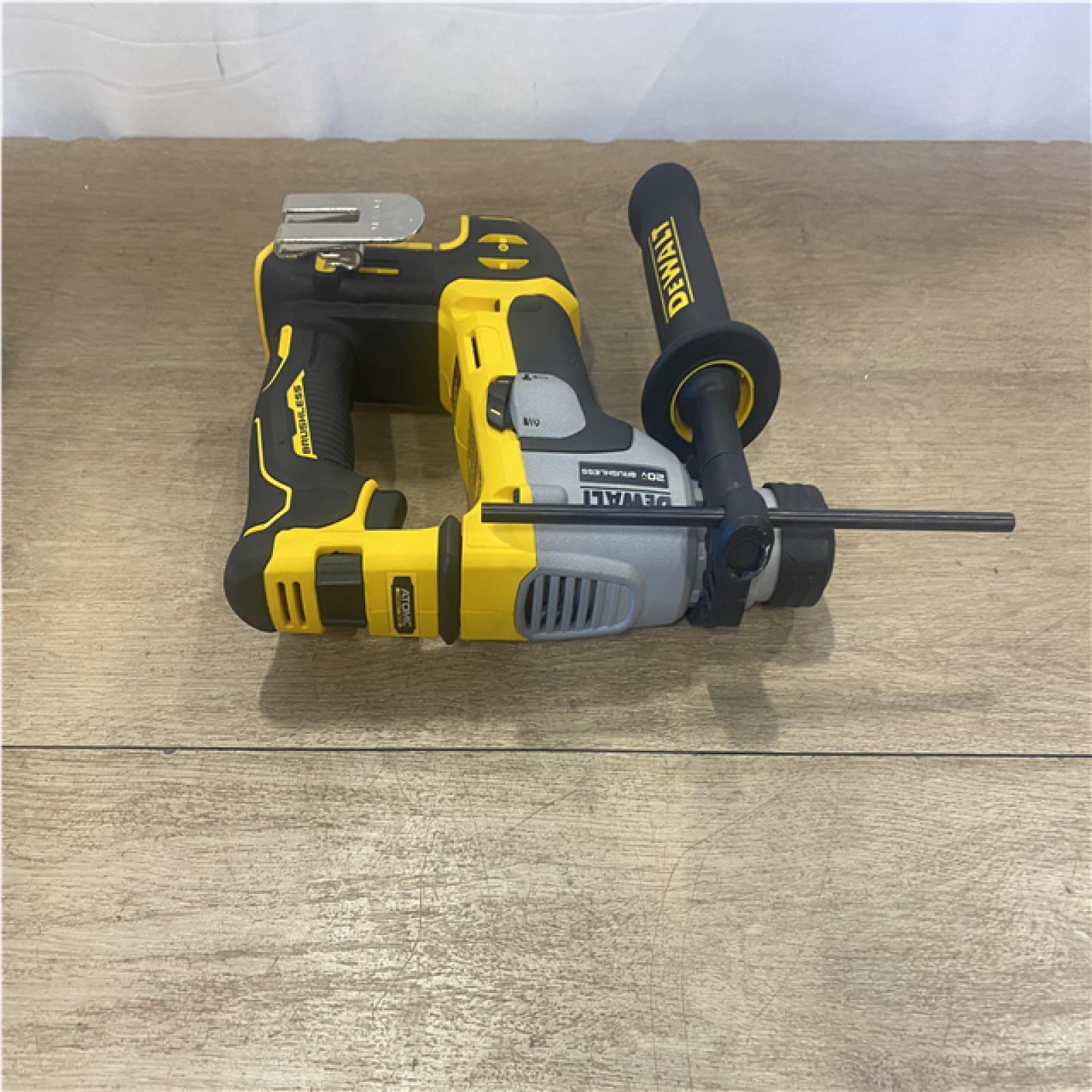 AS-IS DeWalt 5/8  20V SDS PLUS DCH172 Compact Cordless Rechargeable Cordless Rotary Hammer Drill