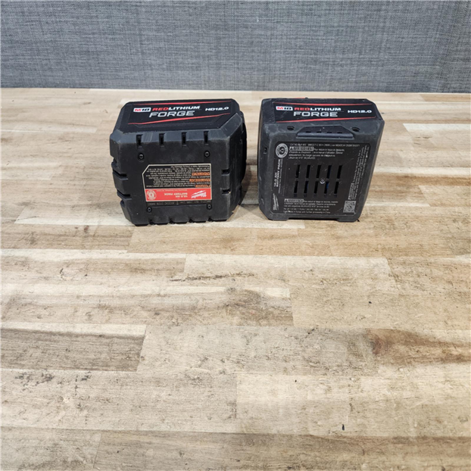 HOUSTON LOCATION - AS - IS MILWAUKEE BATTERY PACK QTY - 2