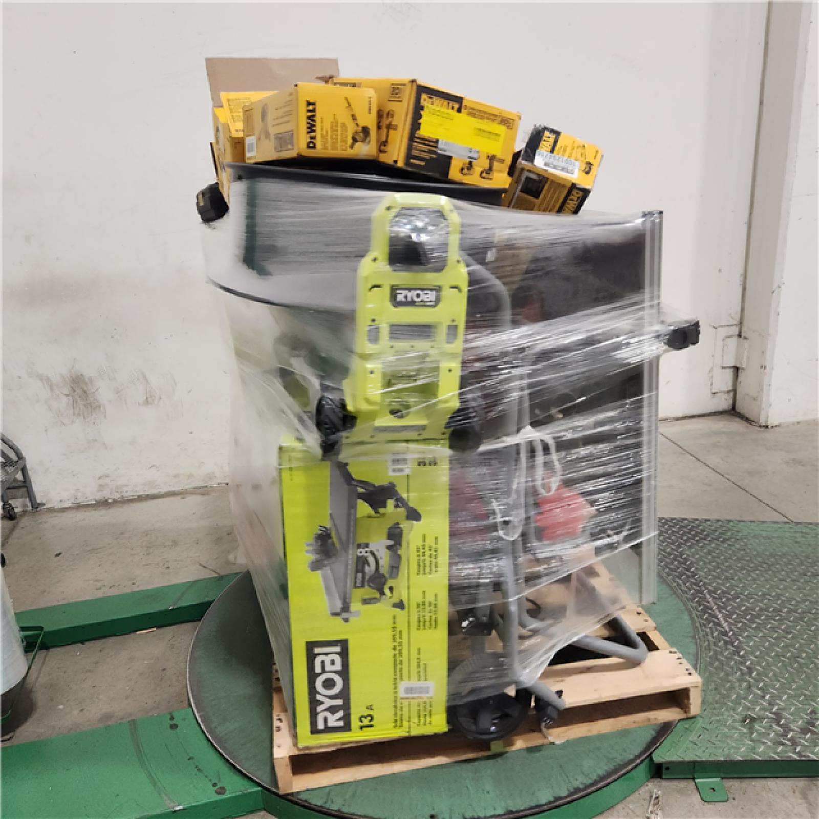 Dallas Location - As-Is Tool Pallet