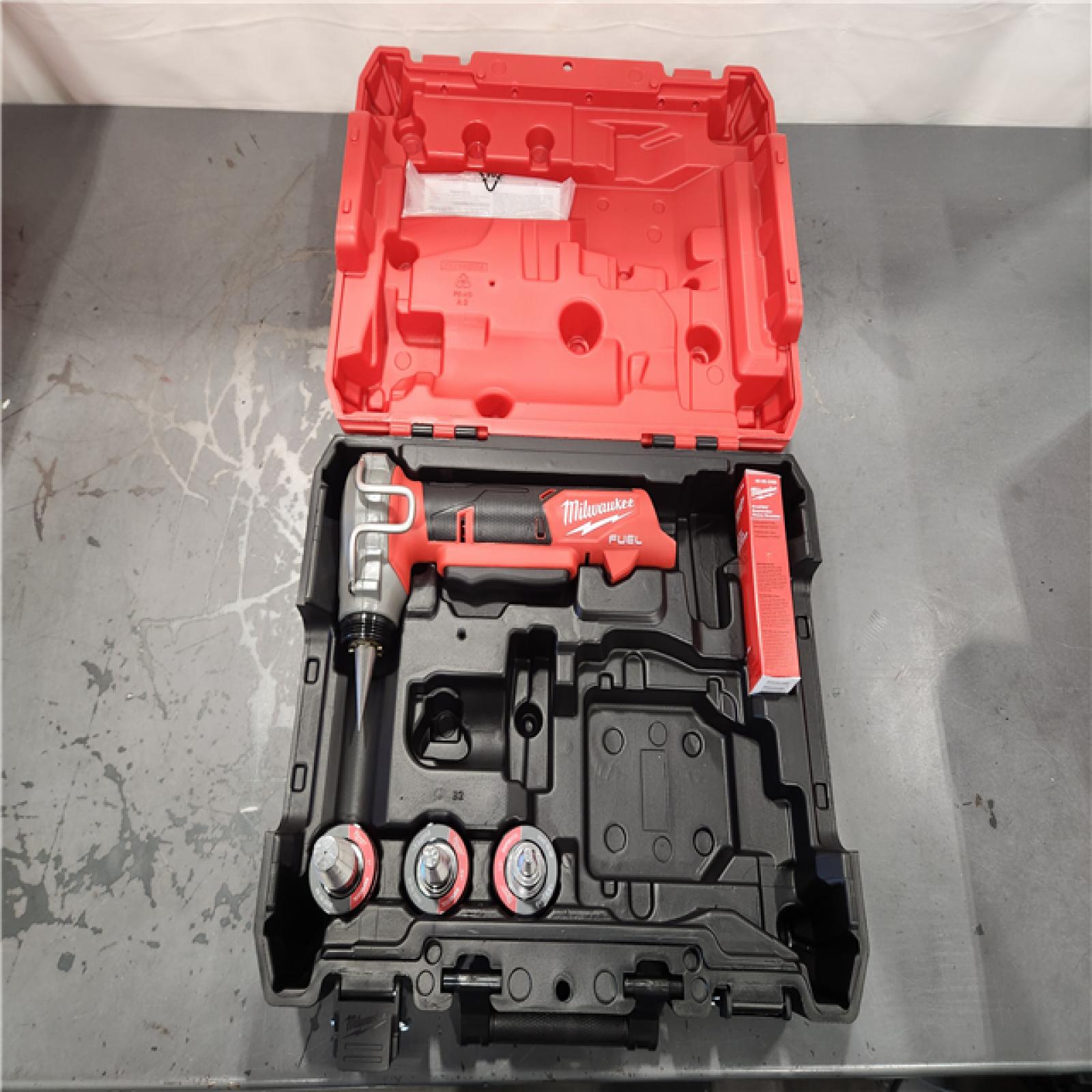 AS-IS- Milwaukee 2532-20 M12 FUEL Brushless Lithium-Ion Uponor ProPEX PEX-a Cordless Tubing Expander (Tool Only)