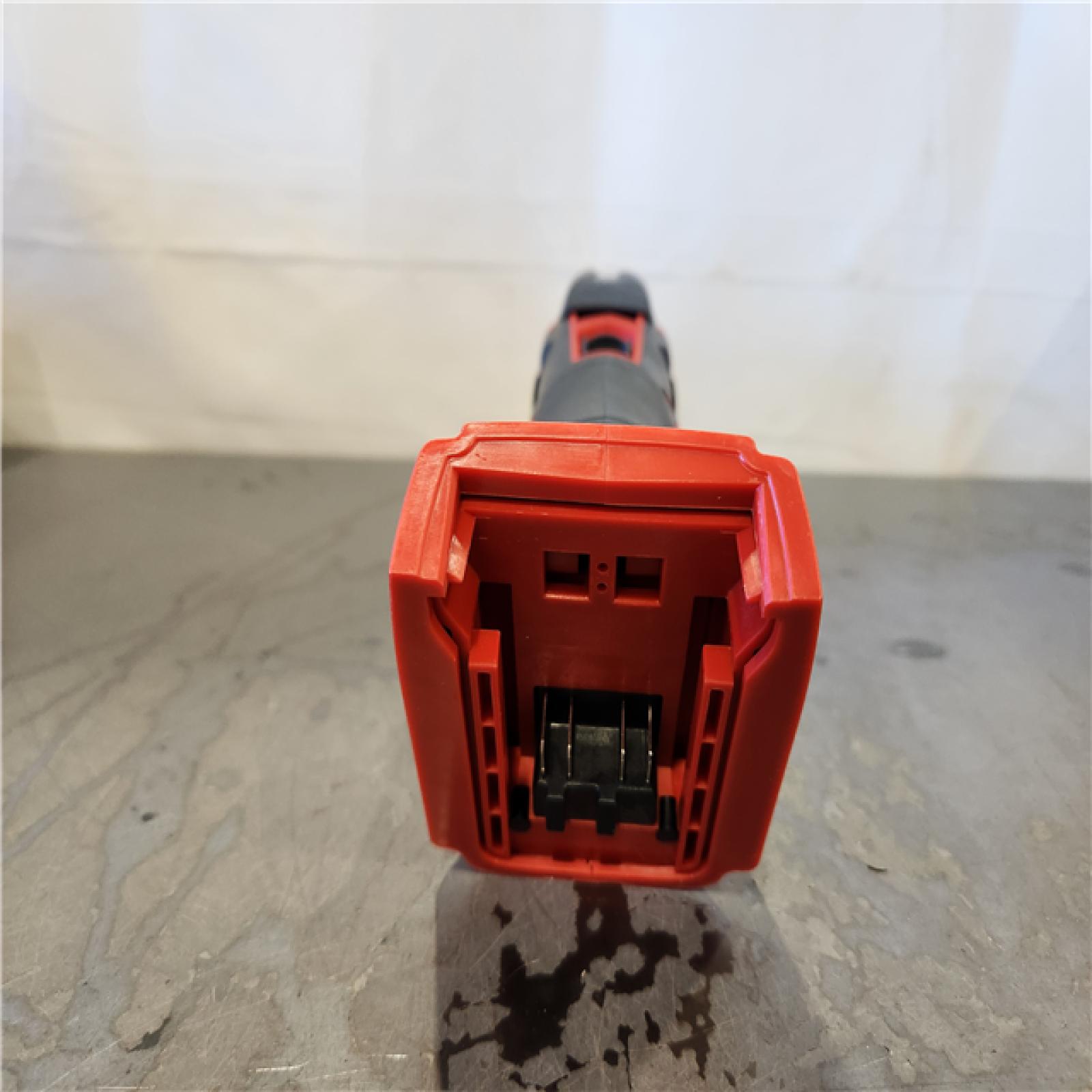 AS-IS- Milwaukee 18V Lithium-Ion Cordless Oscillating Multi-Tool Kit