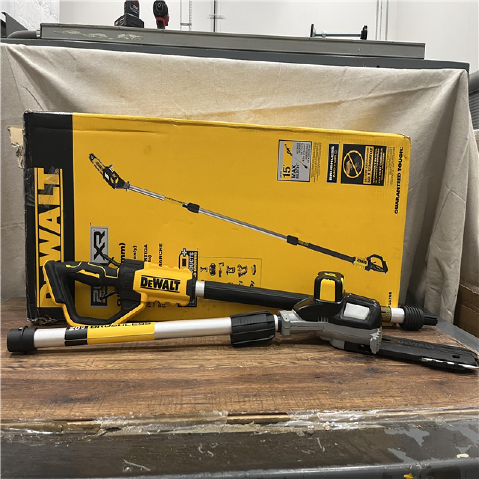 AS-IS DEWALT 20V MAX 8in. Brushless Cordless Battery Powered Pole Saw (Tool Only)