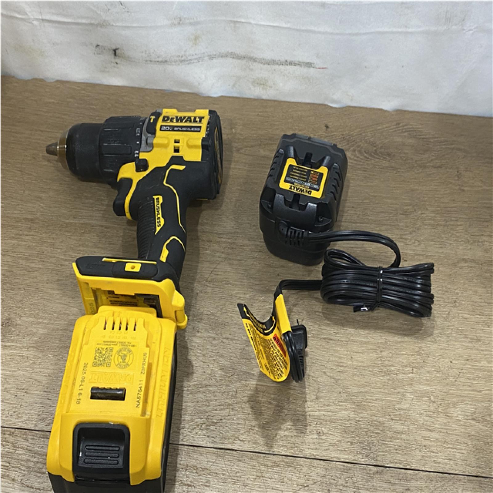 AS-IS DEWALT ATOMIC 20V Lithium-Ion Cordless 1/2 in. Hammer Drill Kit