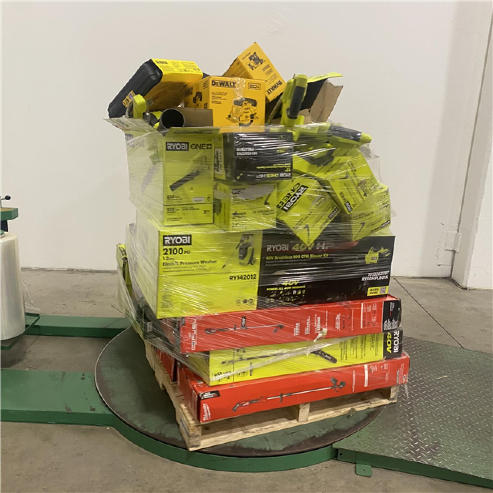 Dallas Location - As-Is Tool Pallet