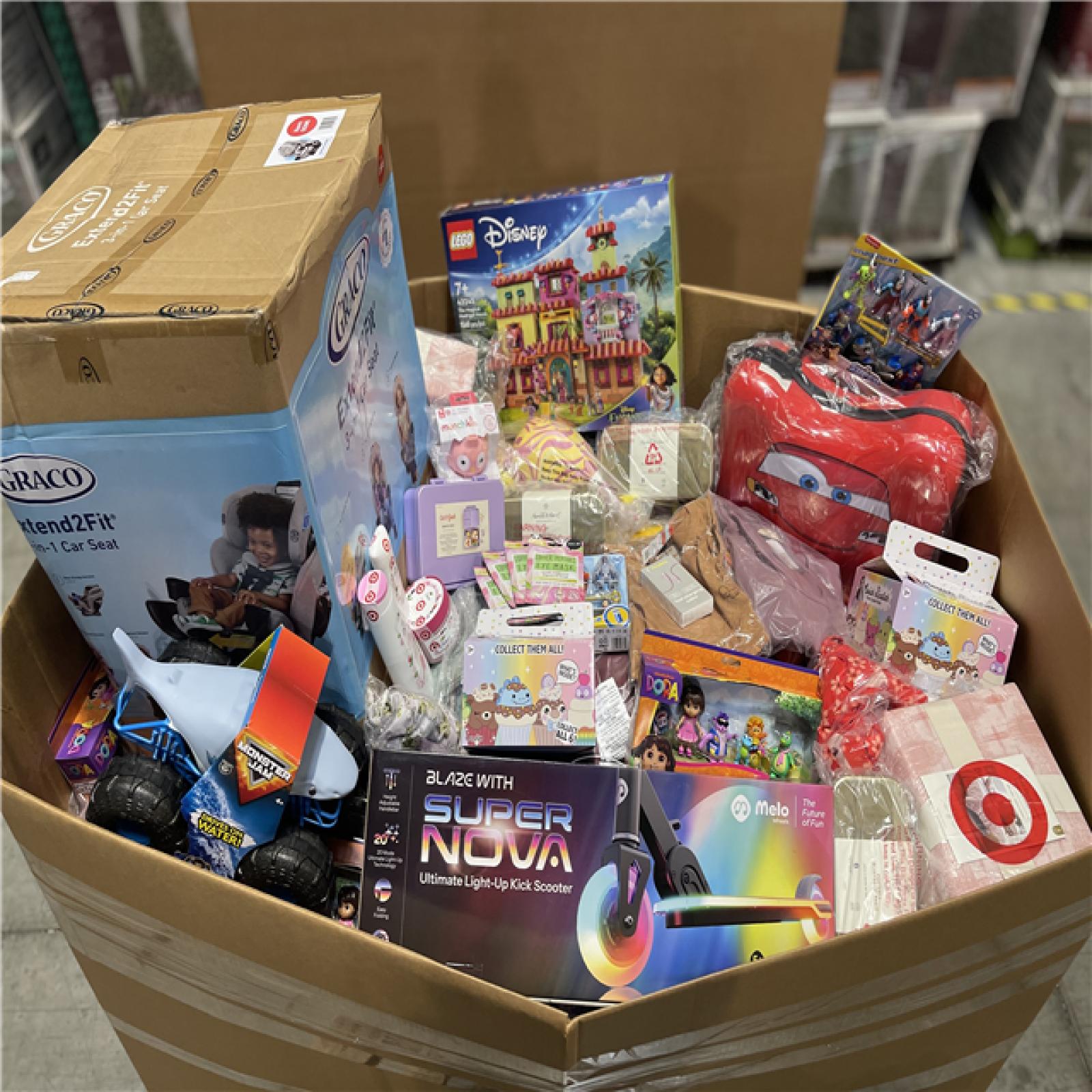 DALLAS LOCATION- NEW!- BULLSEYE MIXED PALLET