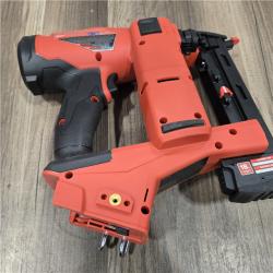 GOOD MILWAUKEE FUEL 18-Volt Lithium-Ion Brushless Cordless 18-Gauge 1/4 in. Narrow Crown Stapler (Tool-Only)