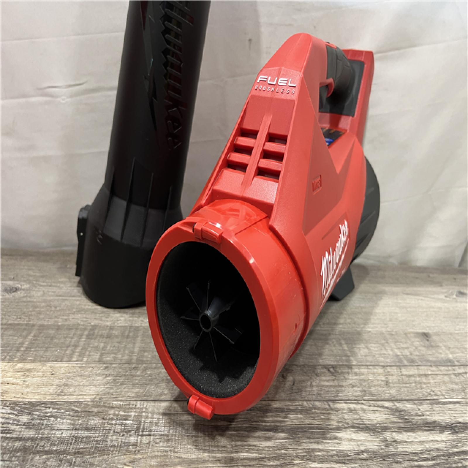 AS-IS Milwaukee FUEL 120 MPH 500 CFM 18V Lithium-Ion Brushless Cordless Handheld Blower (Tool-Only)