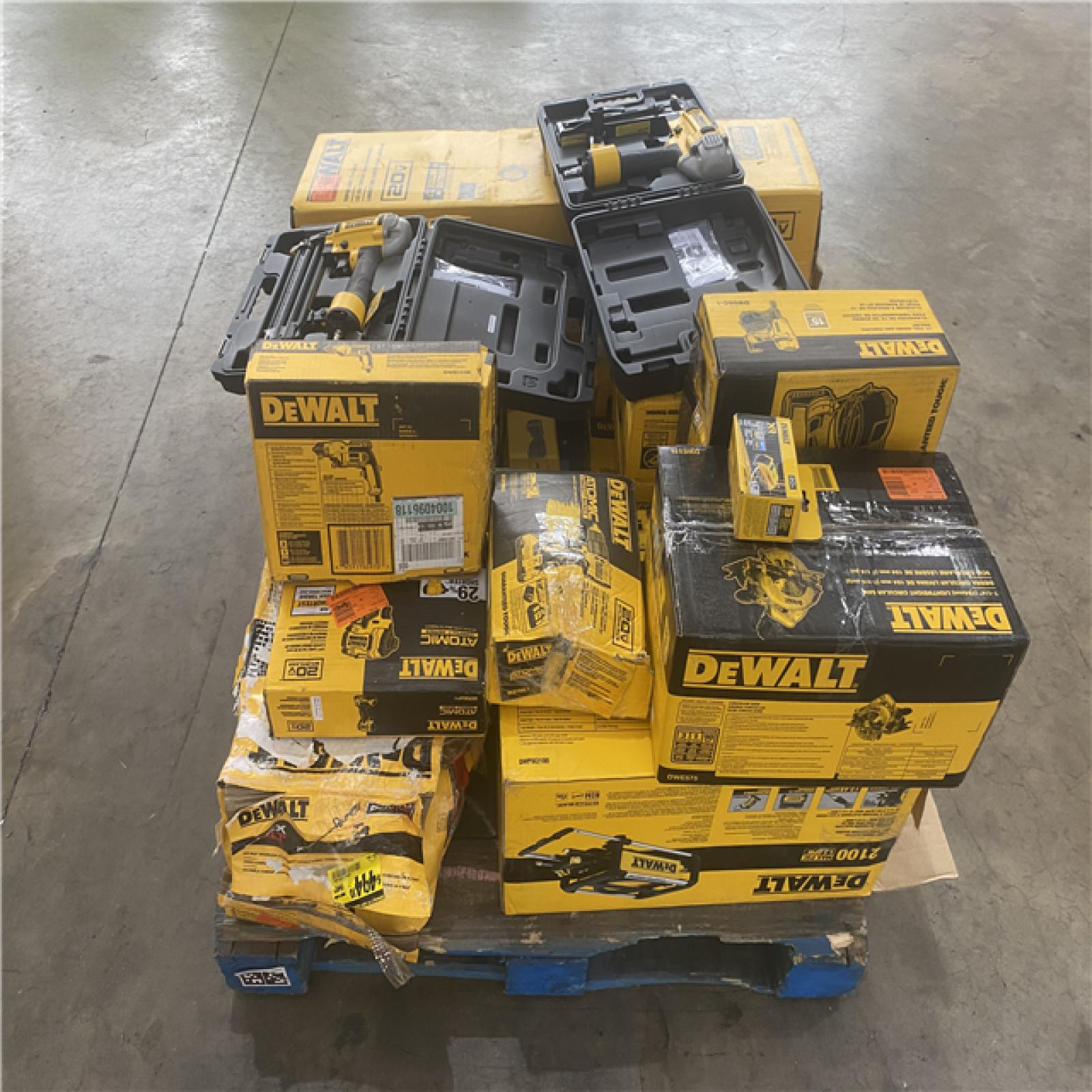 Houston Location AS IS - Tool Pallet