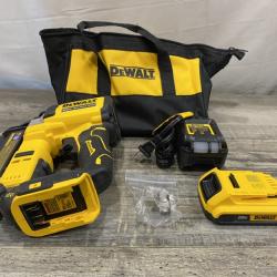 AS-IS DEWALT ATOMIC 20V MAX Lithium Ion Cordless 23 Gauge Pin Nailer Kit