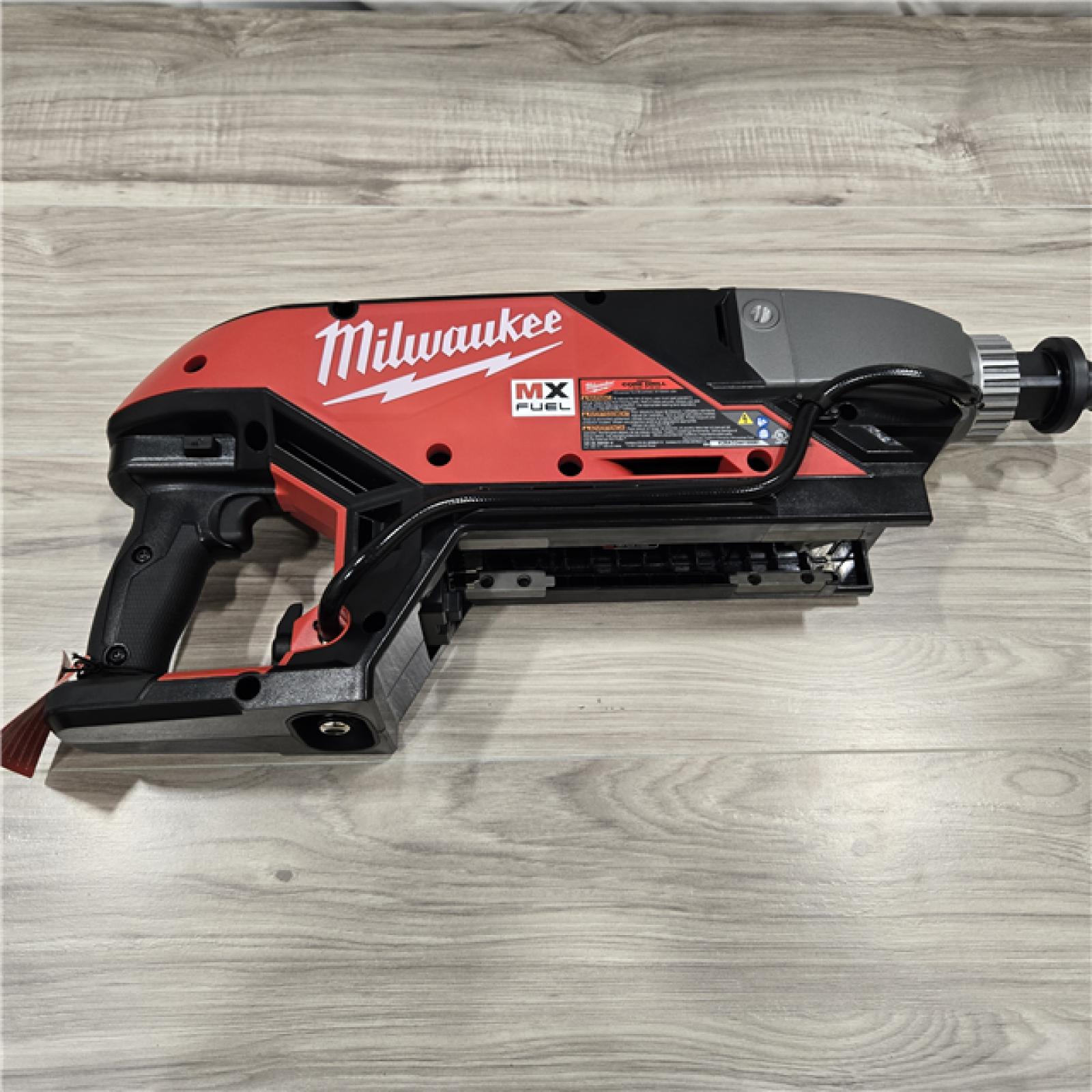 LIKE NEW- Milwaukee MXF301-2CP MX FUEL Handheld Core Drill Kit