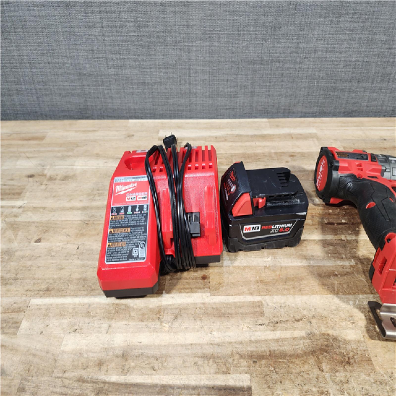 HOUSTON LOCATION - AS - IS Milwaukee FUEL 18V Lithium-Ion Brushless Cordless 1/2 in. Hammer Drill Driver Kit