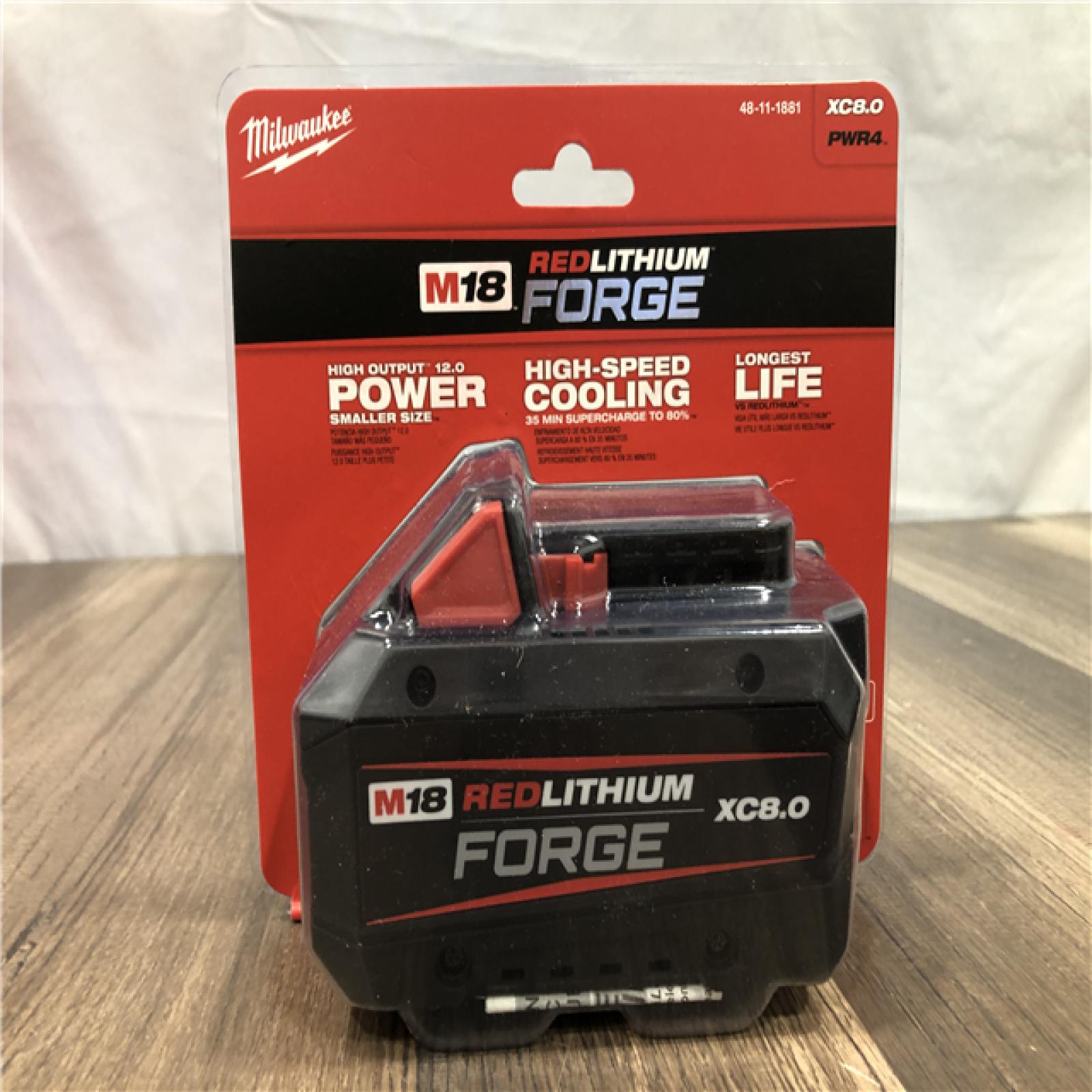 NEW- Milwaukee M18 18V Lithium-Ion REDLITHIUM FORGE XC 8.0 Ah Battery Pack