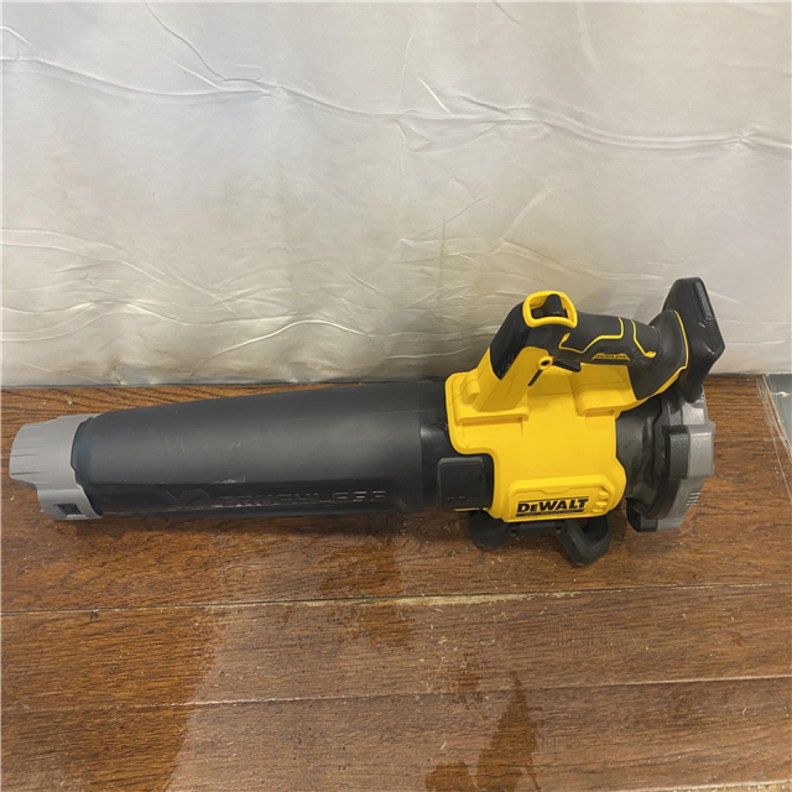 AS-IS DEWALT 20V MAX 125 MPH 450 CFM Brushless Cordless Battery Powered Blower (Tool Only)