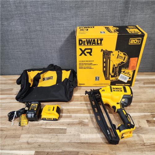 HOUSTON LOCATION - AS-IS DEWALT 20V MAX XR 16-Gauge Electric Cordless Angled Finishing Nailer Kit