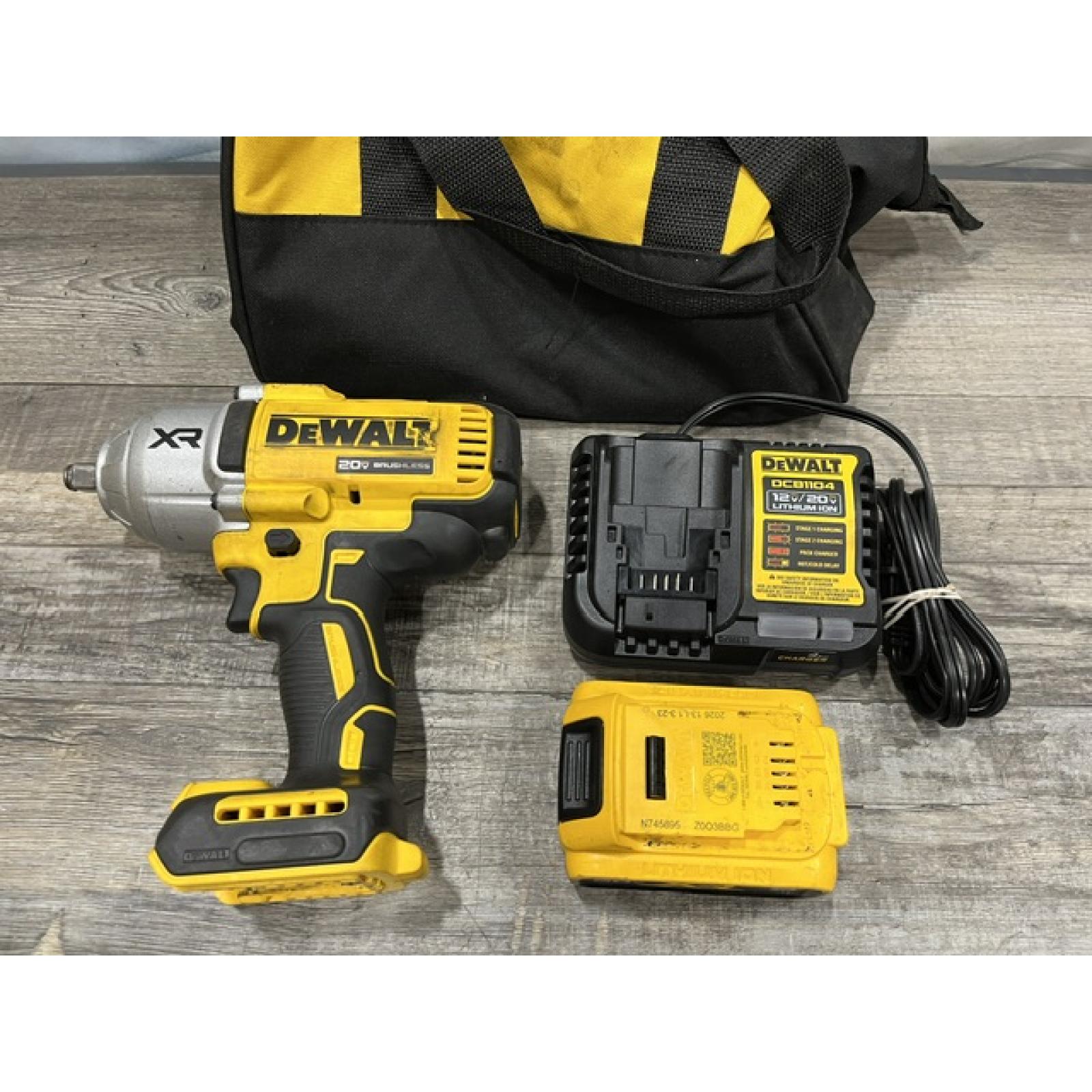 AS-IS DEWALT 20V MAX Lithium-Ion Cordless 1/2 in. Impact Wrench Kit
