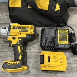 AS-IS DEWALT 20V MAX Lithium-Ion Cordless 1/2 in. Impact Wrench Kit