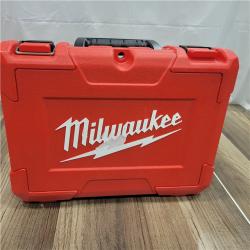 AS-IS Milwaukee-3522-21 Green Beam Laser Cross Line Plumb Point USB Rechargeable