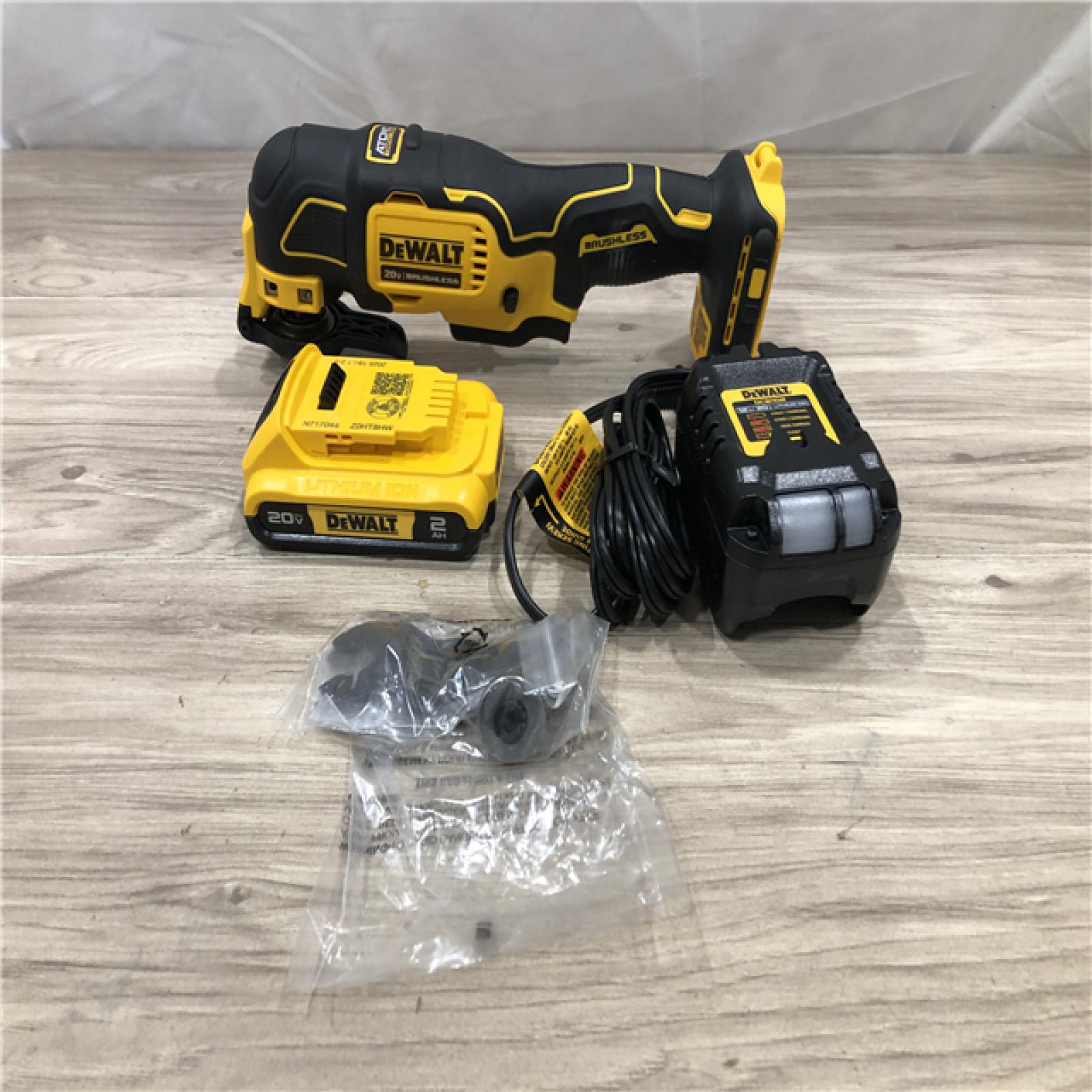 AS-IS DeWalt DCS354D1 20V Cordless Oscillating Multi-Tool Kit