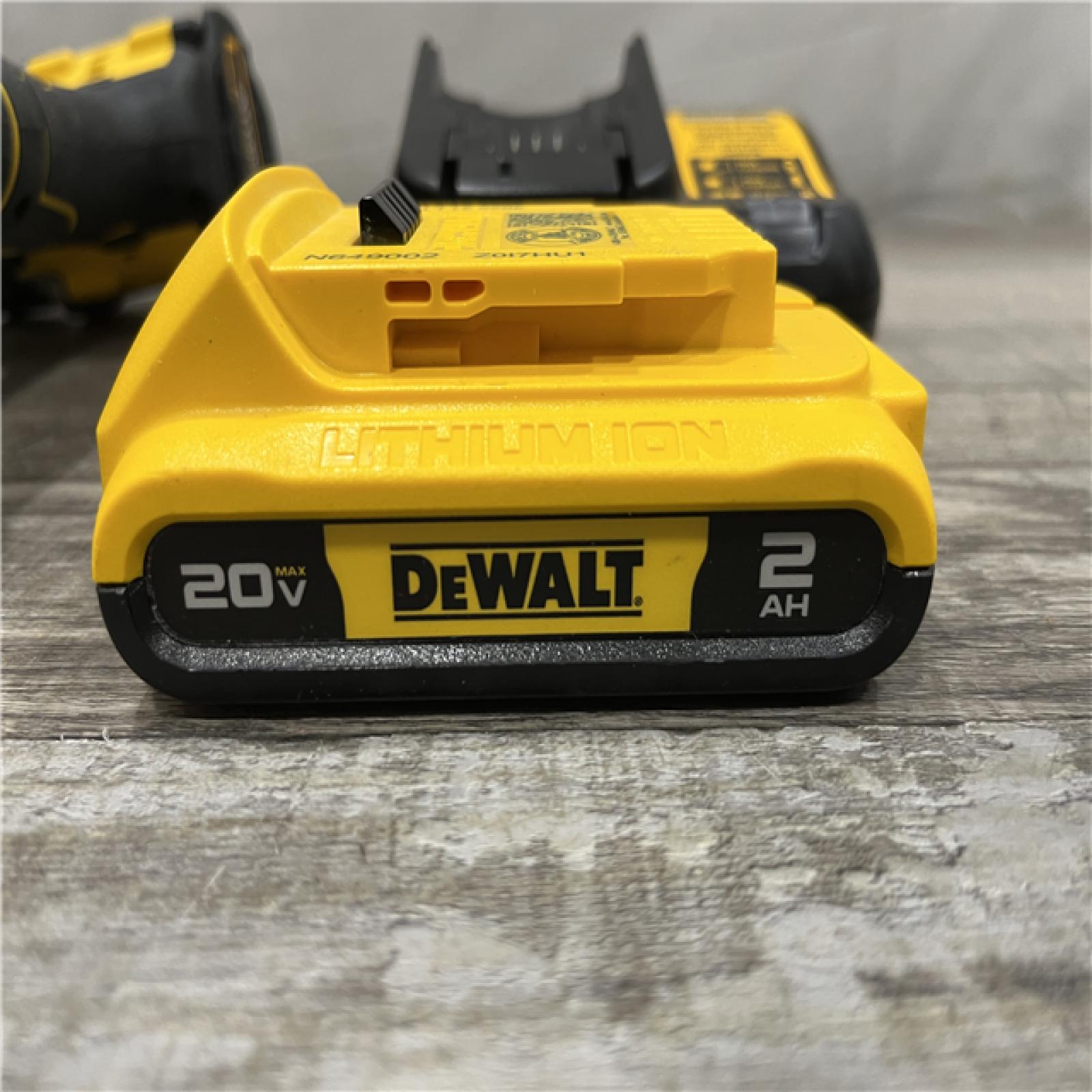AS-IS DEWALT Atomic 20V Lithium-Ion Cordless Compact 1/2 in. Drill/Driver Kit