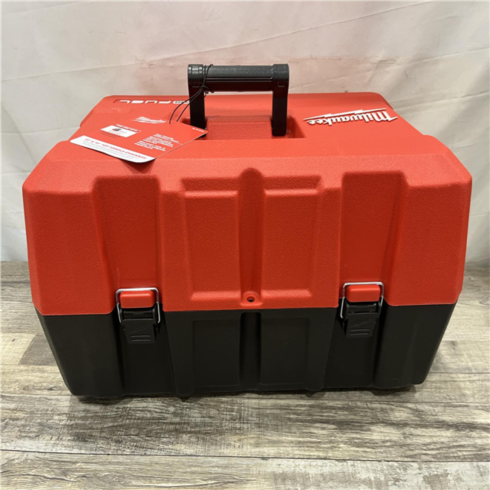 NEW - Milwaukee Tool Top Handle Chainsaw Case