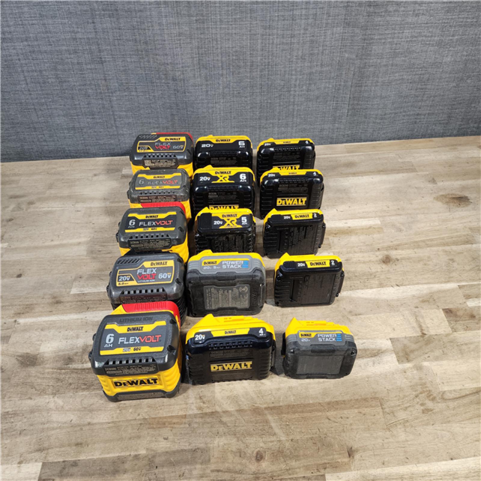 HOUSTON LOCATION - AS-IS DEWALT BATTERY PACK QTY - 15