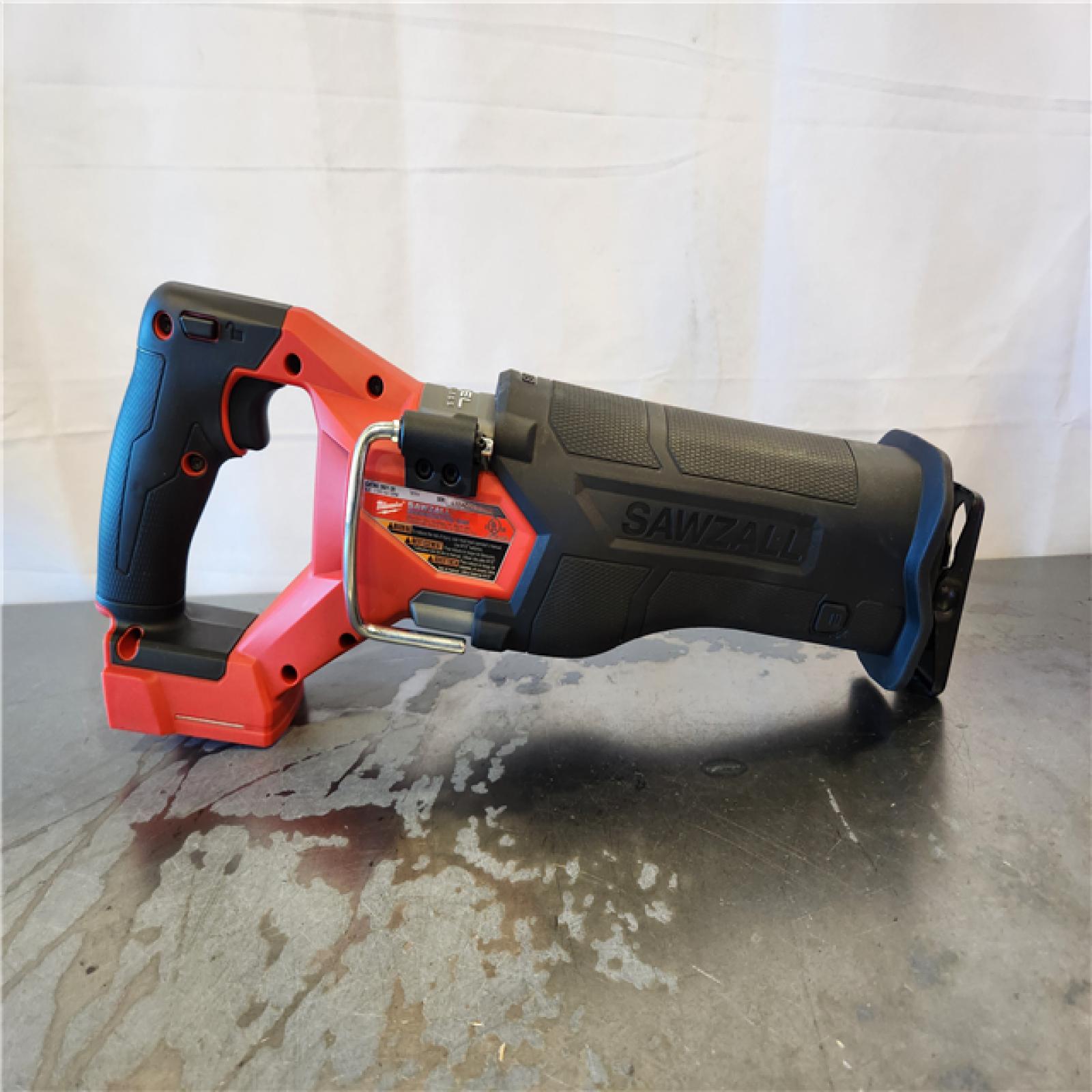AS-IS- Milwaukee FUEL GEN-2 18V Lithium-Ion Brushless Cordless SAWZALL Reciprocating Saw (Tool-Only)