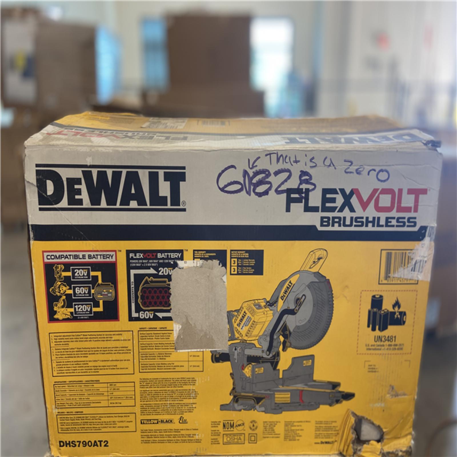 LIKE NEW! - Dewalt DHS790AT2 MAX FlexVolt Cordless Lithium-Ion 12 in. Dual Bevel Sliding Compound Miter Saw Kit