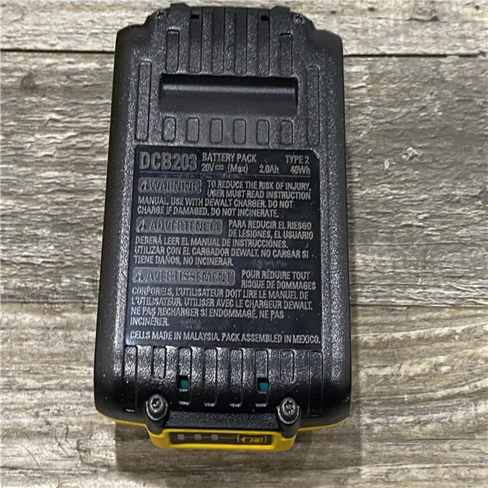 AS-IS DEWALT ATOMIC 20V MAX Lithium Ion Cordless 23 Gauge Pin Nailer Kit