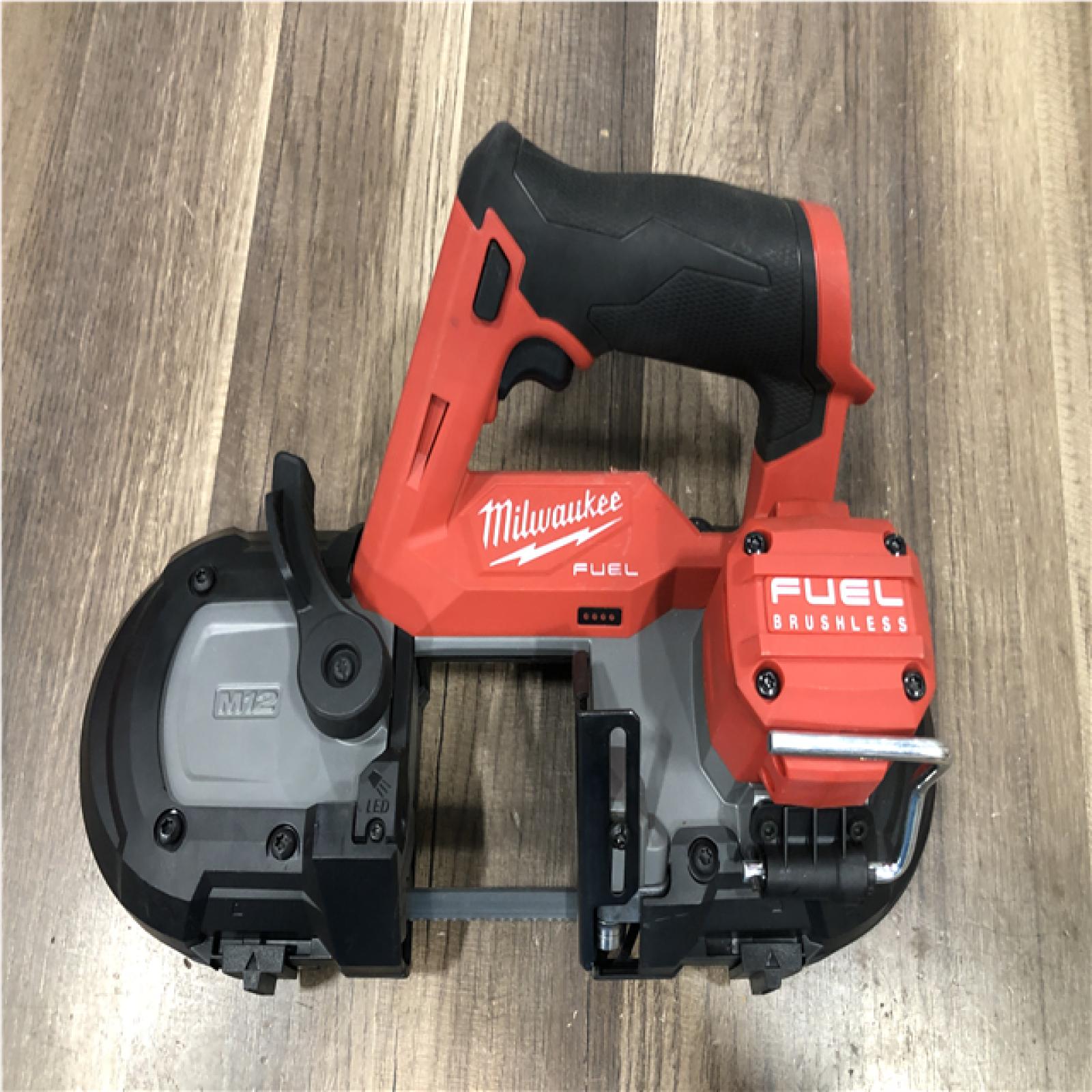 AS-IS Milwaukee 18V Lithium-Ion Cordless 1/4 in. Sheet Sander (Tool-Only)
